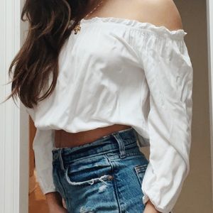 Off the shoulder Brandy Melville Top!